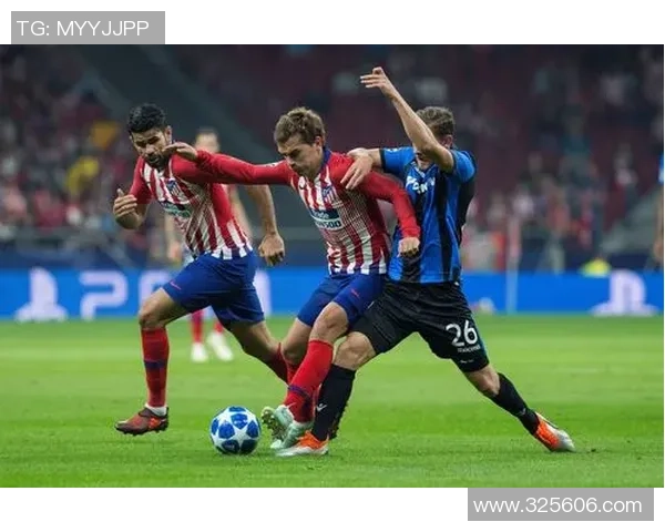 寻找足球明星拍照的最佳时机与技巧分享